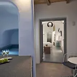Alisaris Cave Villa Oia