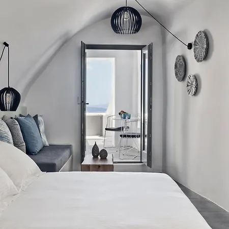 Alisaris Cave * Oia (Santorini)