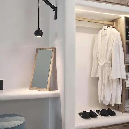 Alisaris Cave Oia (Santorini)