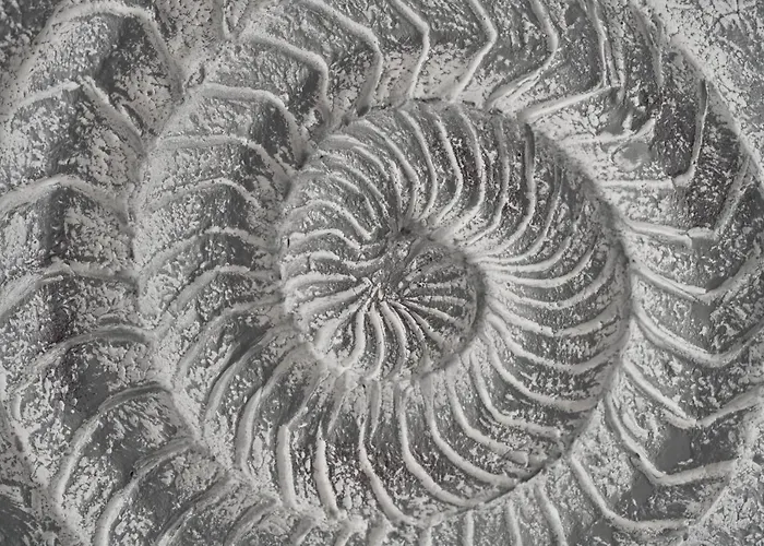 Alisaris Cave فيلة أويا