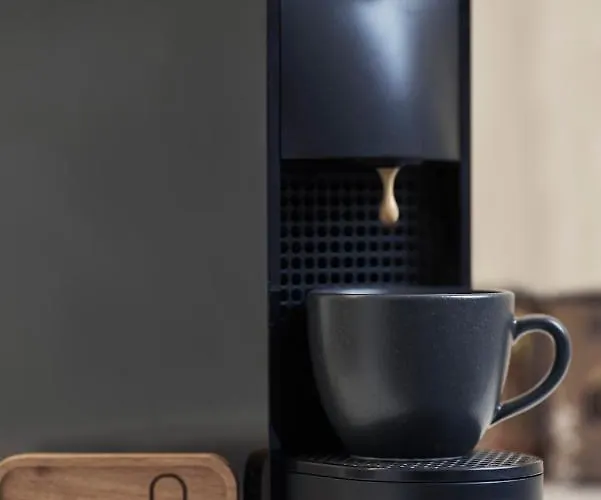 Alisaris Cave * أويا