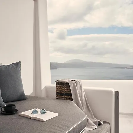 Alisaris Cave Villa *