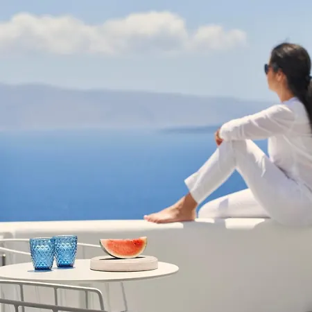 Alisaris Cave * Oia (Santorini)