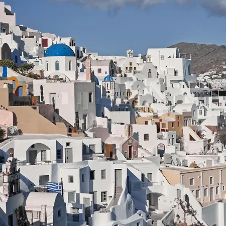 Alisaris Cave Villa *