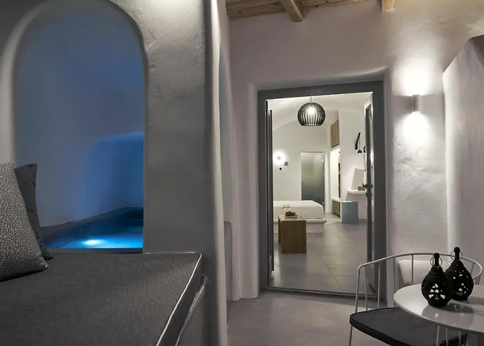 Alisaris Cave Villa Oia