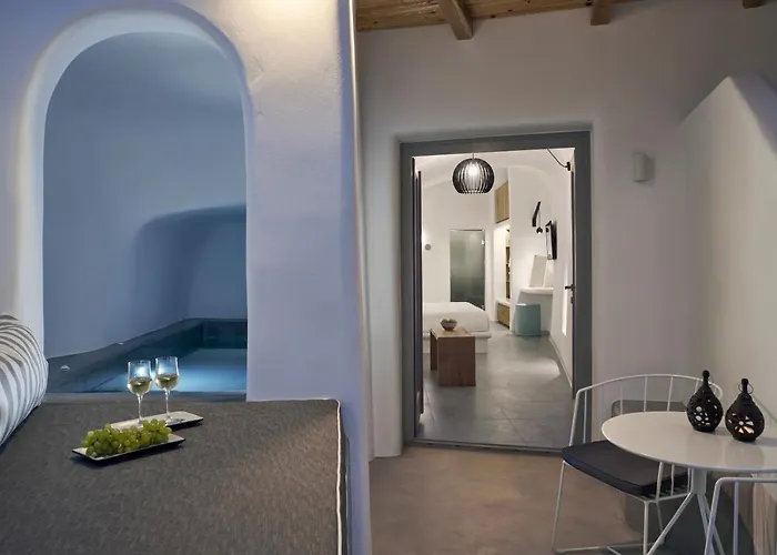 Alisaris Cave Villa Oia